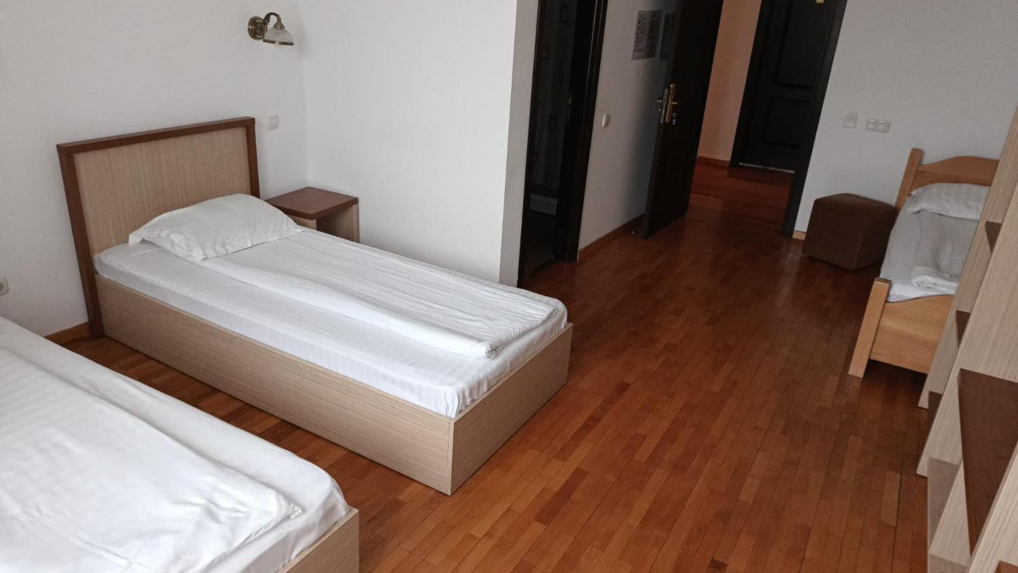 Hotel Posada Râmnicu Vâlcea Exteriör bild