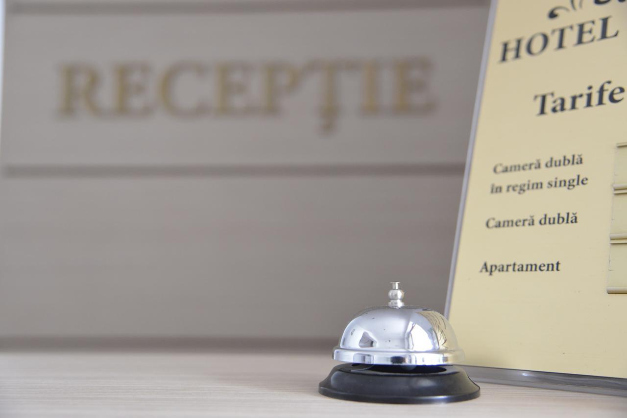Hotel Posada Râmnicu Vâlcea Exteriör bild
